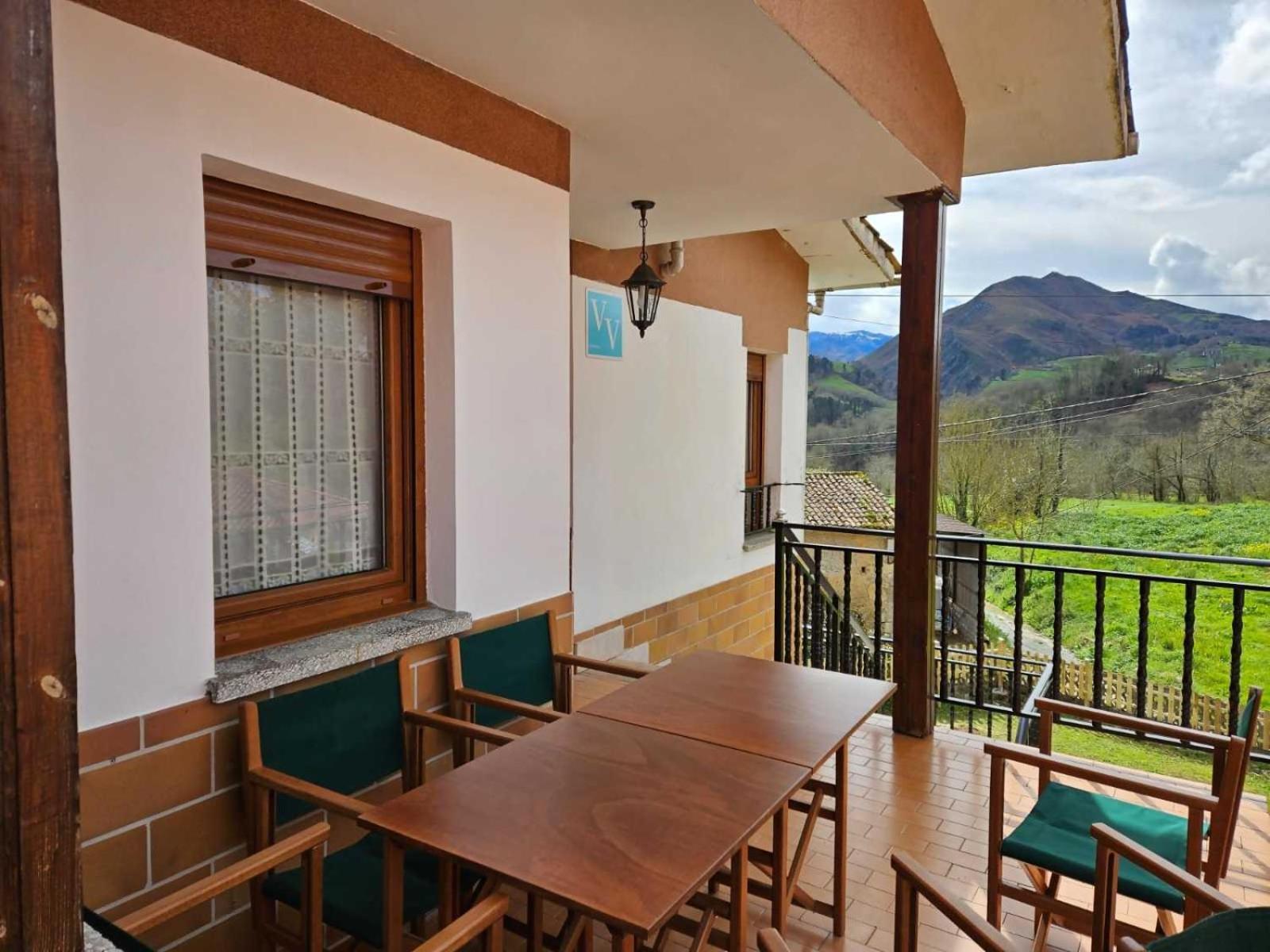 Casa El Caspiu Arobes Villa Ариондас Екстериор снимка