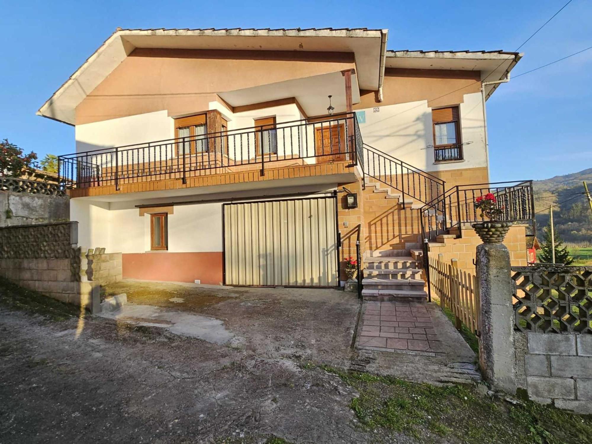Casa El Caspiu Arobes Villa Ариондас Екстериор снимка